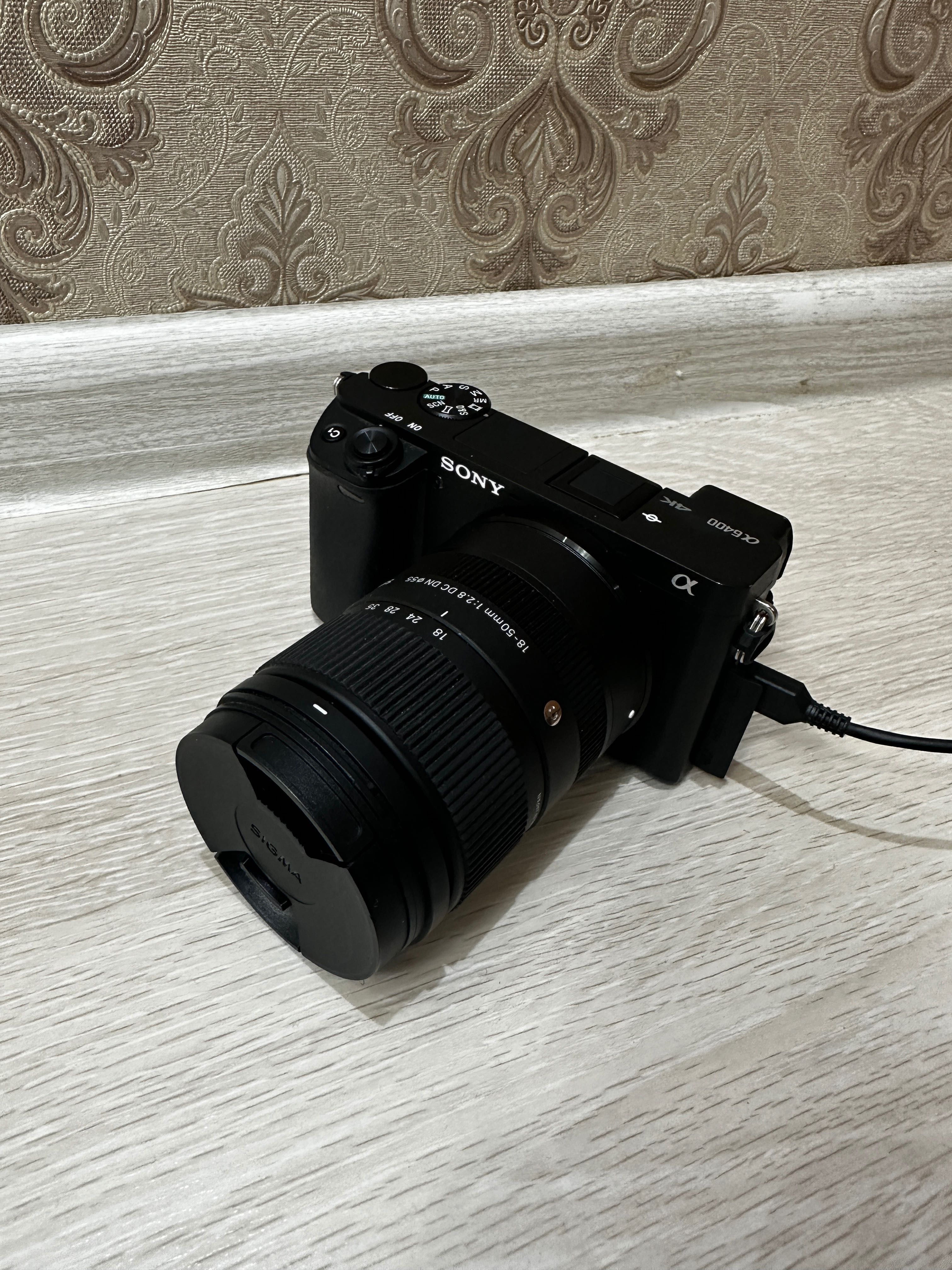 Камера Sony A6400, Объектив Sigma 18-50 2.8