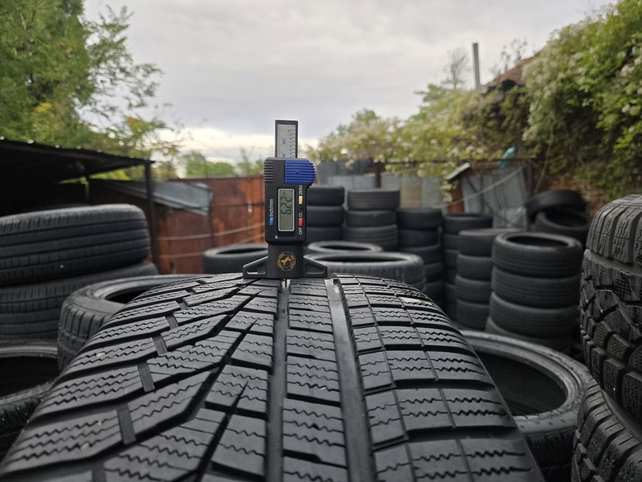 2бр. 225 45 18 Hankook зимни.