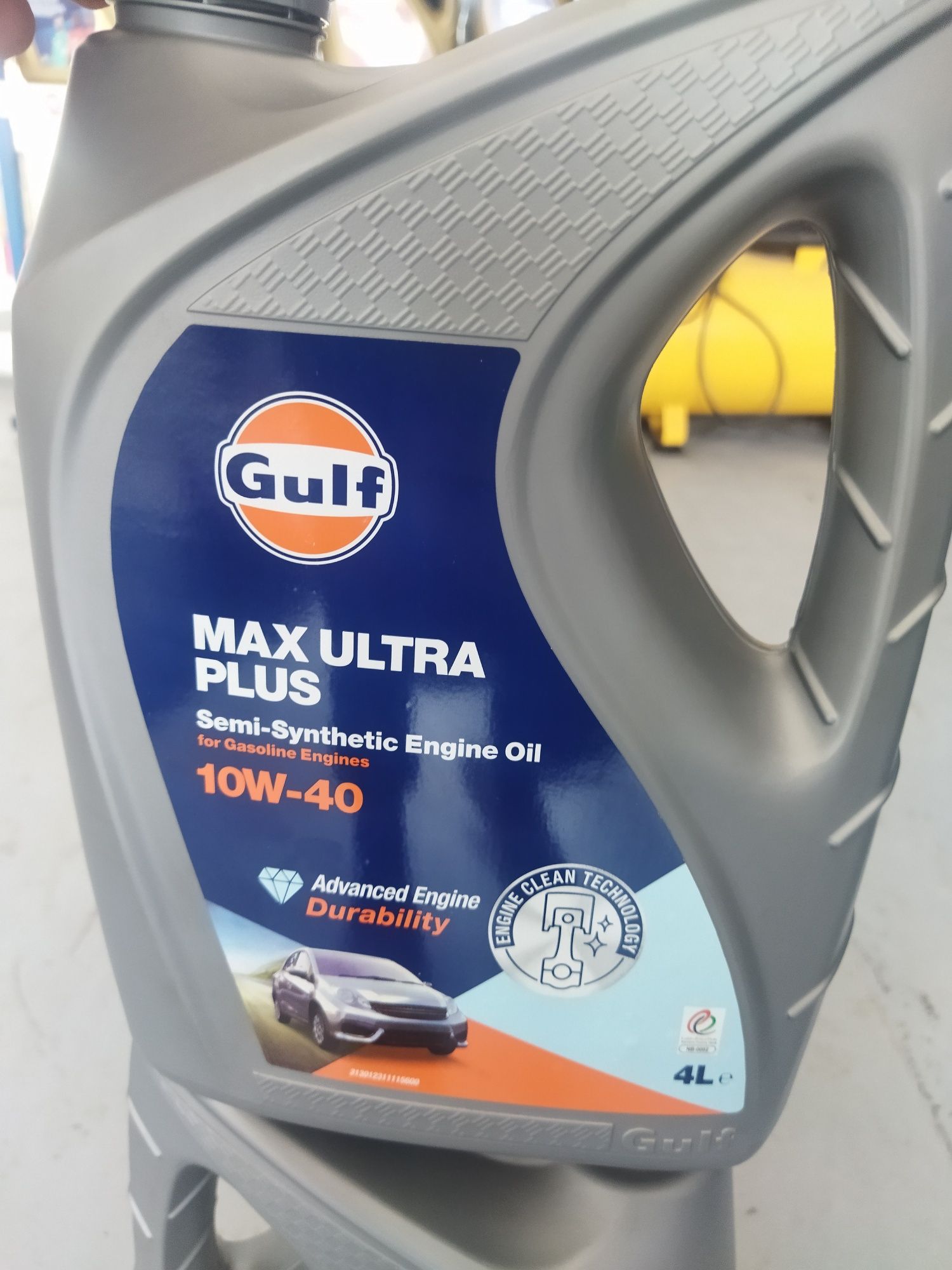Gulf aftomobil moyi 10w40