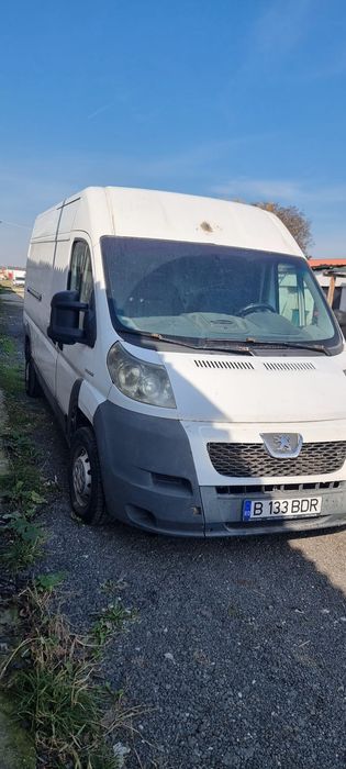 Vând dubă Peugeot Boxer