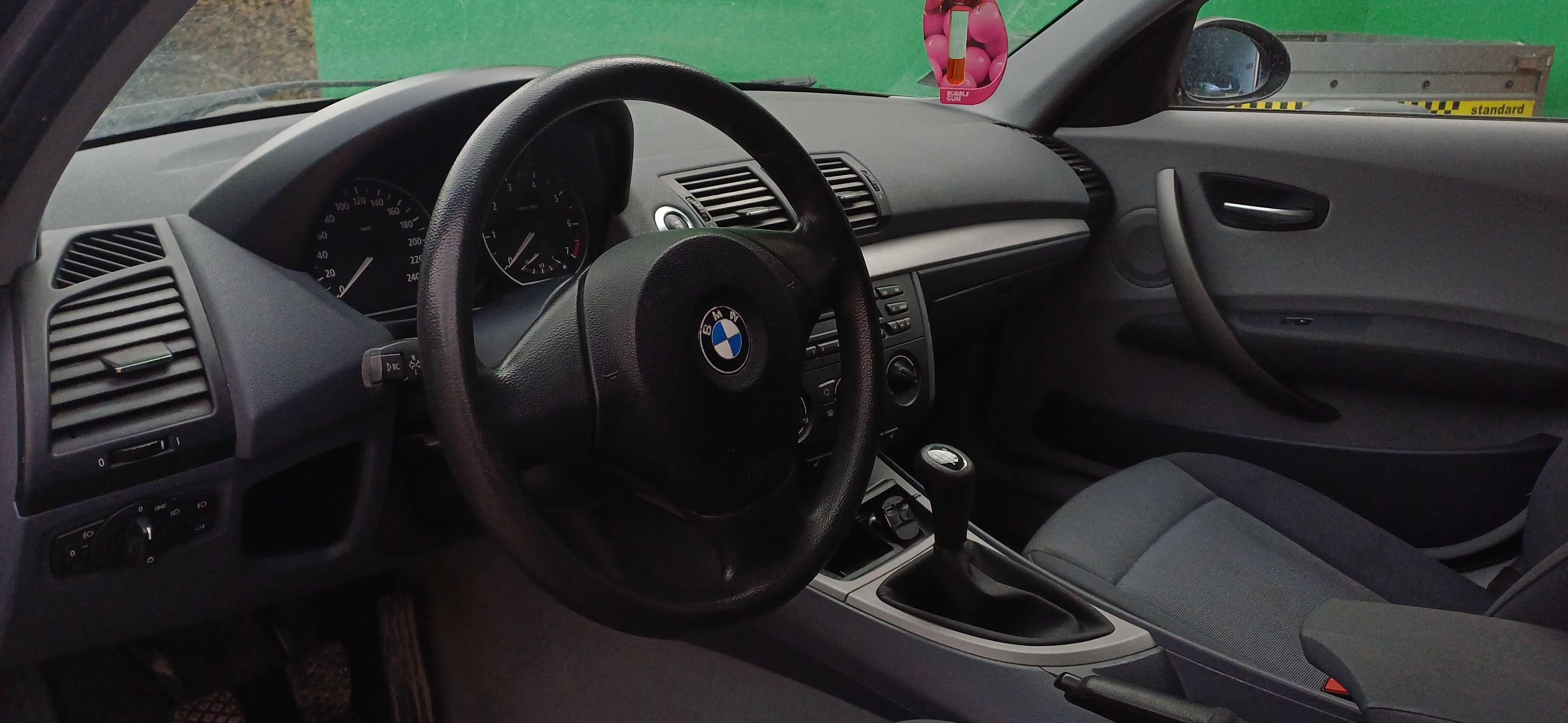 BMW      Seria   1   E87   116i