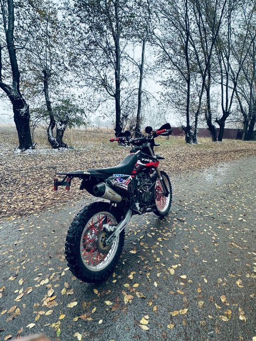 на ходу срочно продам торг имеется