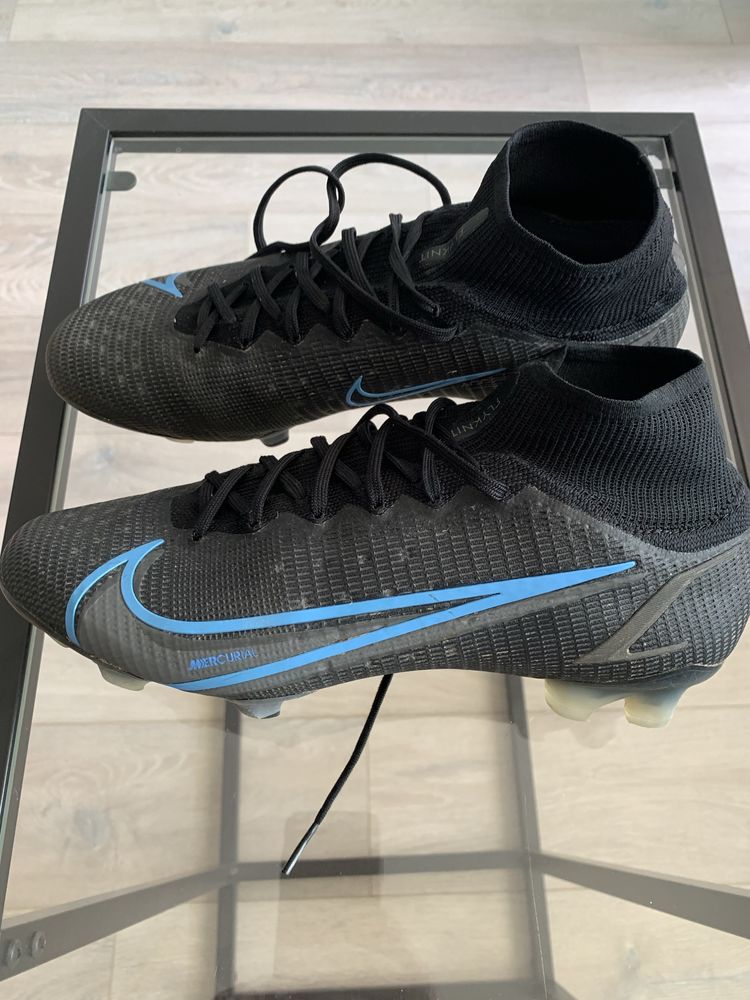 Бутонки Nike acc , размер 42 , 26,5 см . Цена 50 лв .