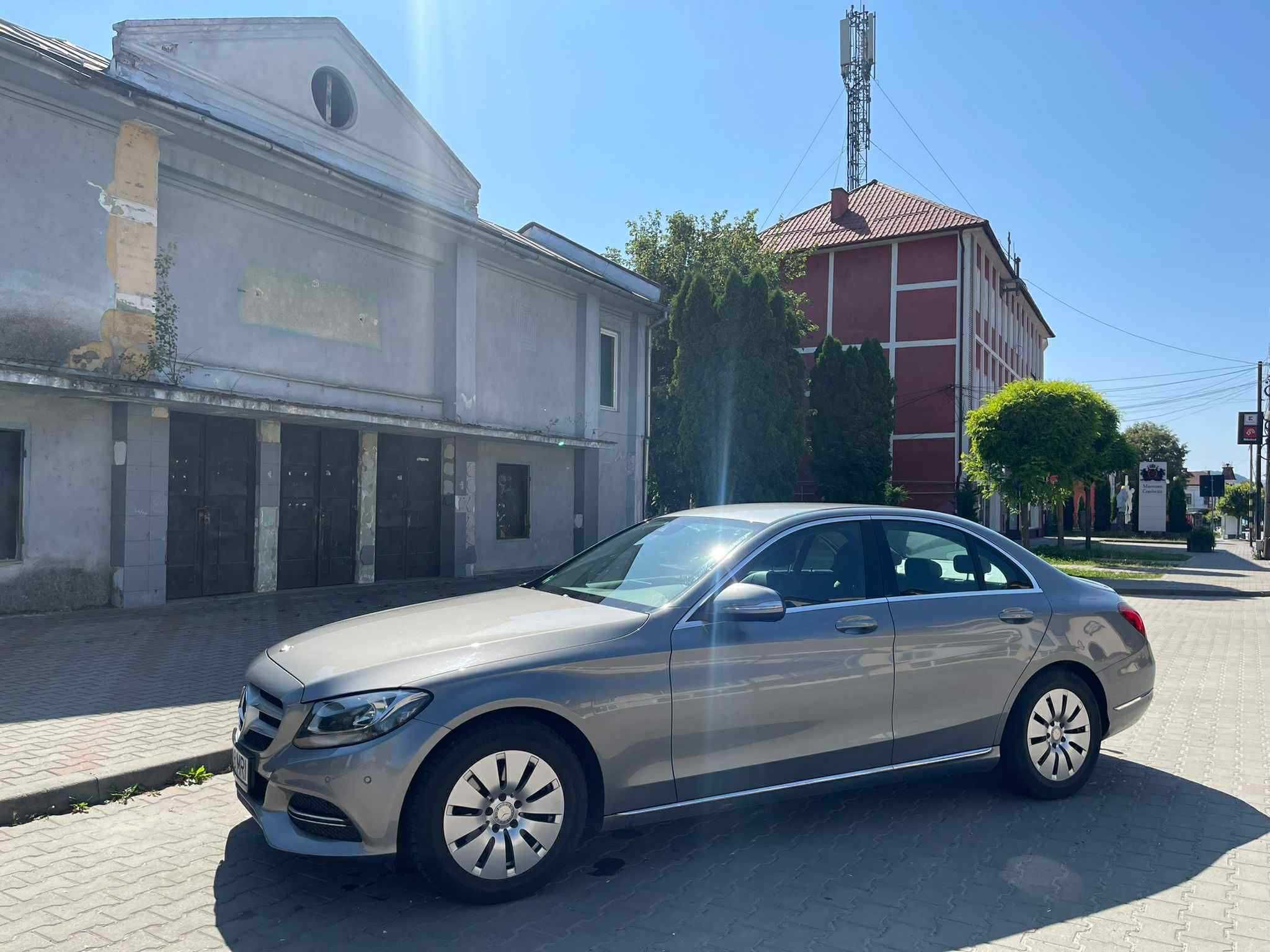 Mercedes-Benz C220 Bluetech Avantgarde an 2014