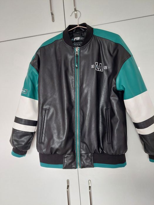 Дамско кожено яке