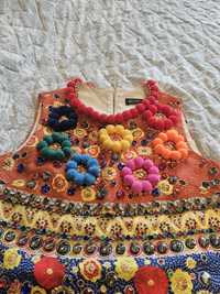 къса рокля с плетени цветя