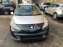 Dezmembrez Peugeot 207 1.4 benzina 2006