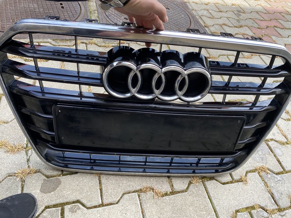 Audi Q5   grila fata