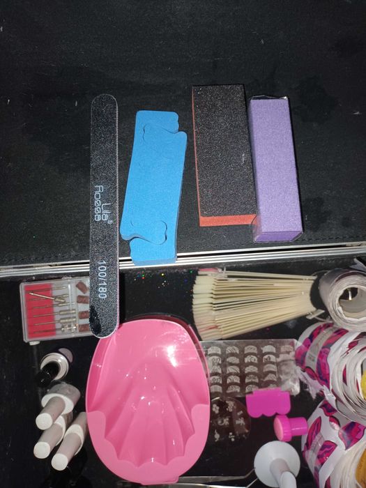 Kit unghii cu gel