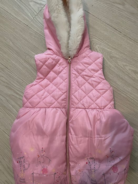 Geacă fără mâneci cu glugă fetite