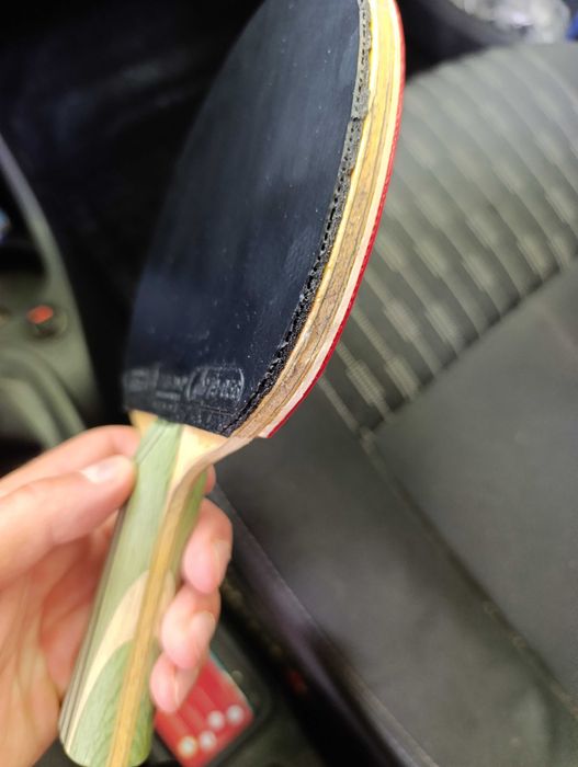 Vând paleta tenis de masa