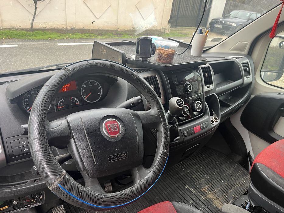 Vand sau schimb cu SUV, 7 locuri sau 8+1