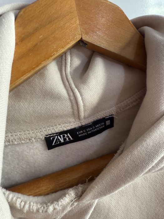 Суичър zara черен и бежов