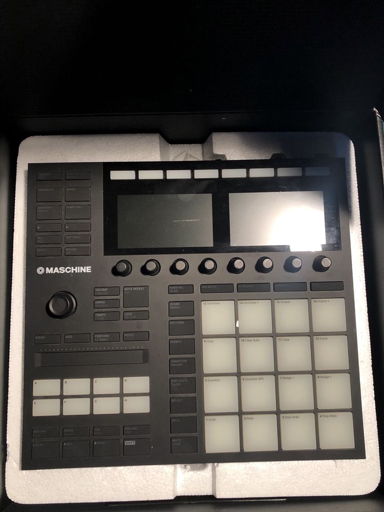 Maschine MK3 Native instruments дръм машина