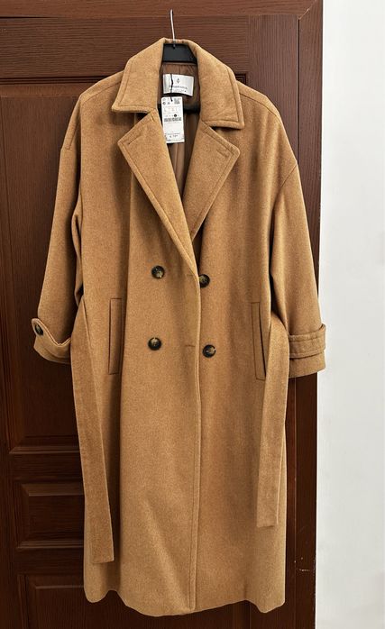 Чисто ново палто