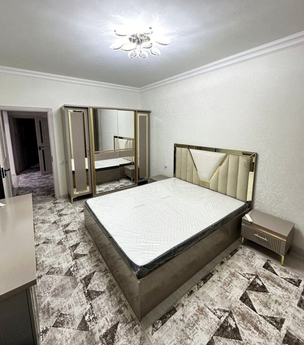 Sergeli metro Goldin Laif yaqinda arenda