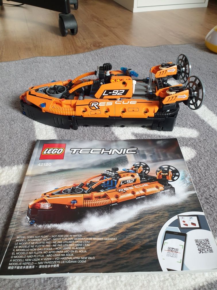 LEGO Technic - Aeroglisor de salvare, 457 piese