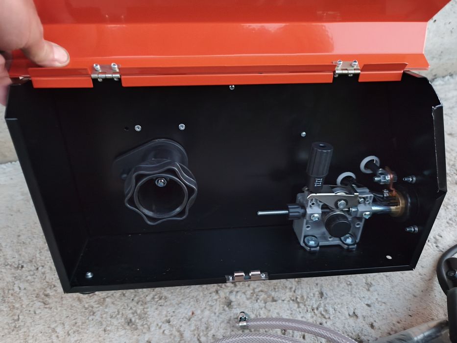 Телоподаващ заваръчен апарат 190А