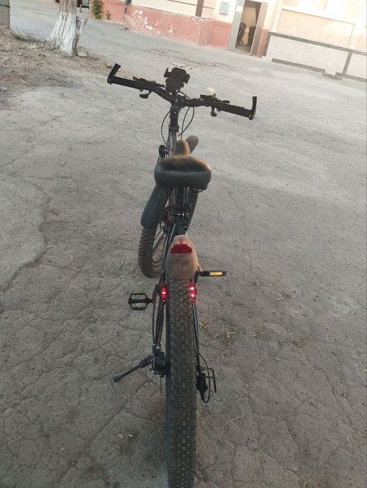 Продаётся скоростной велик отличном  состояние