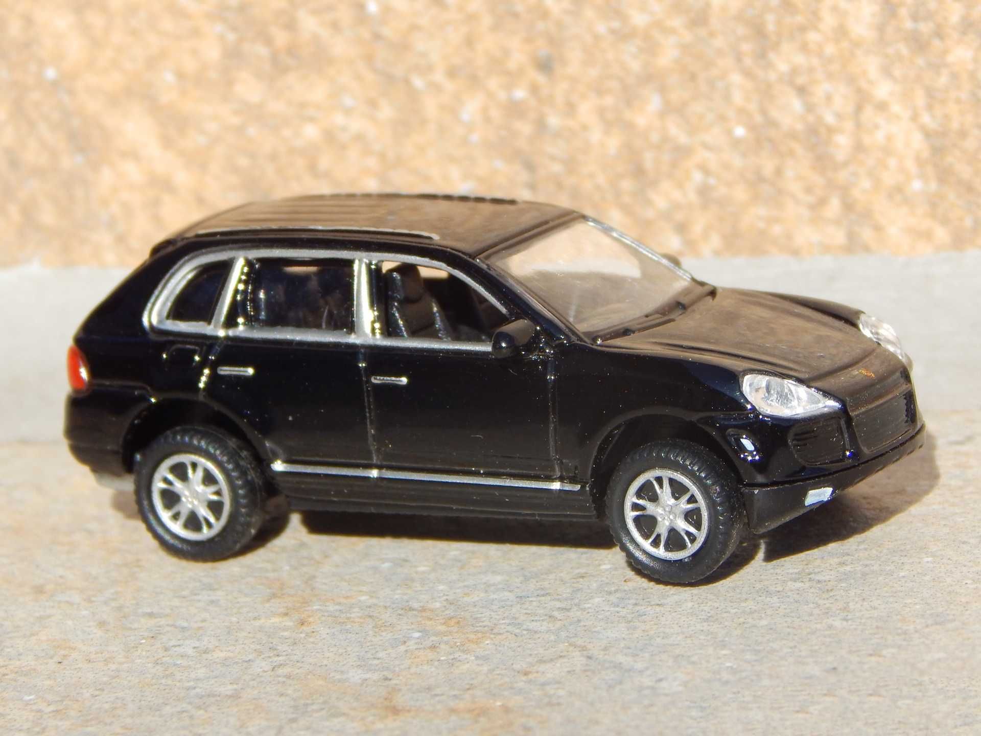 Macheta Porsche Cayenne Turbo 2002 1:87 HO