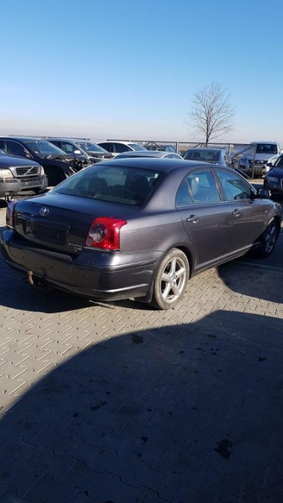 Dezmembram Toyota Avensis 2.2 D an fabr. 2007