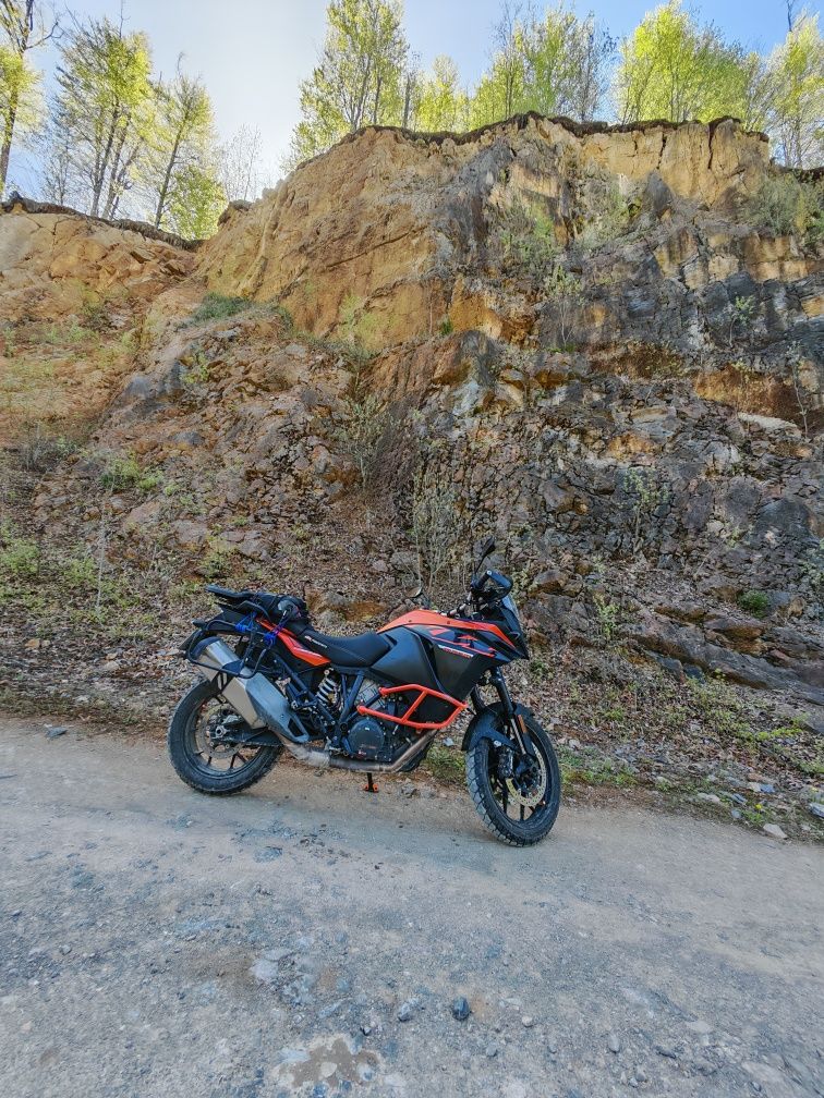 Vând motocicletă KTM Adventure 1090 S