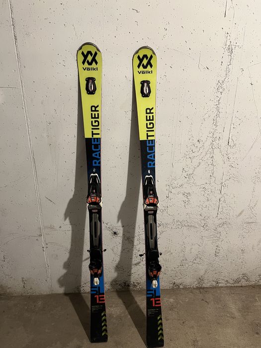Schiuri Völkl Racetiger SL 160 cm