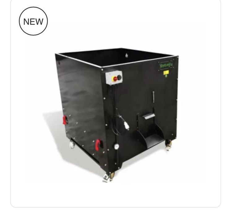 Uscator de nuci electric