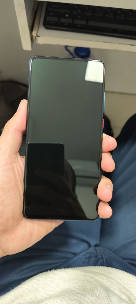 Mi 9T pro.  Yangidek