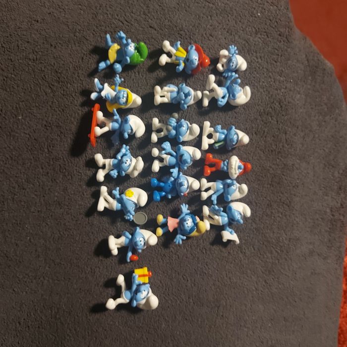 Vand strumfii 30lei buc