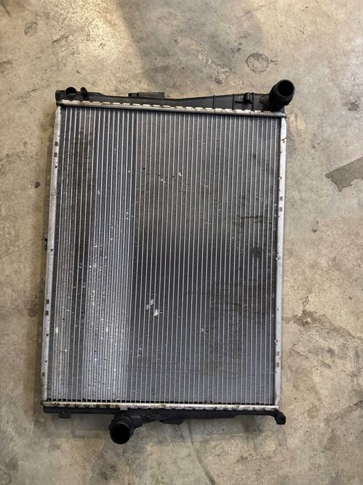 Воден радиатор БМВ Е46 330и