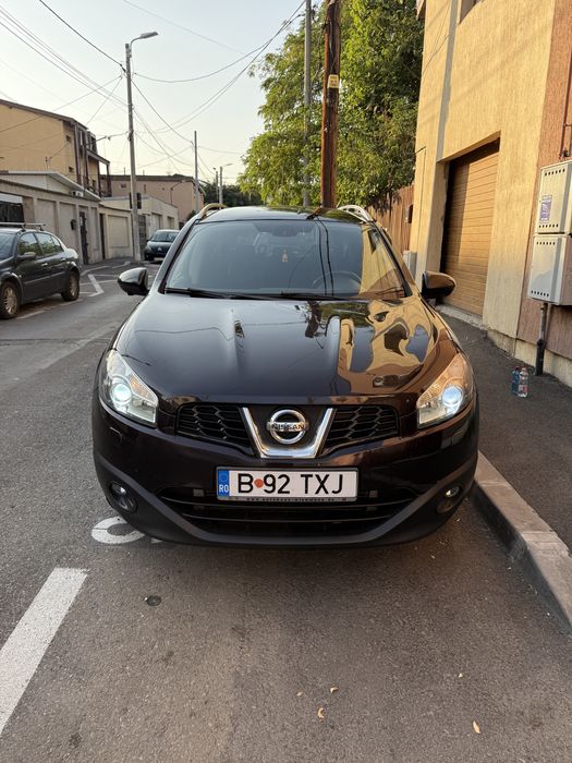 Nissan Qashqai+2