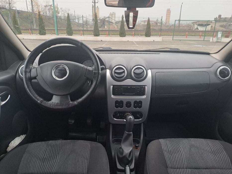 Dacia Logan Prestige 1,6 16V