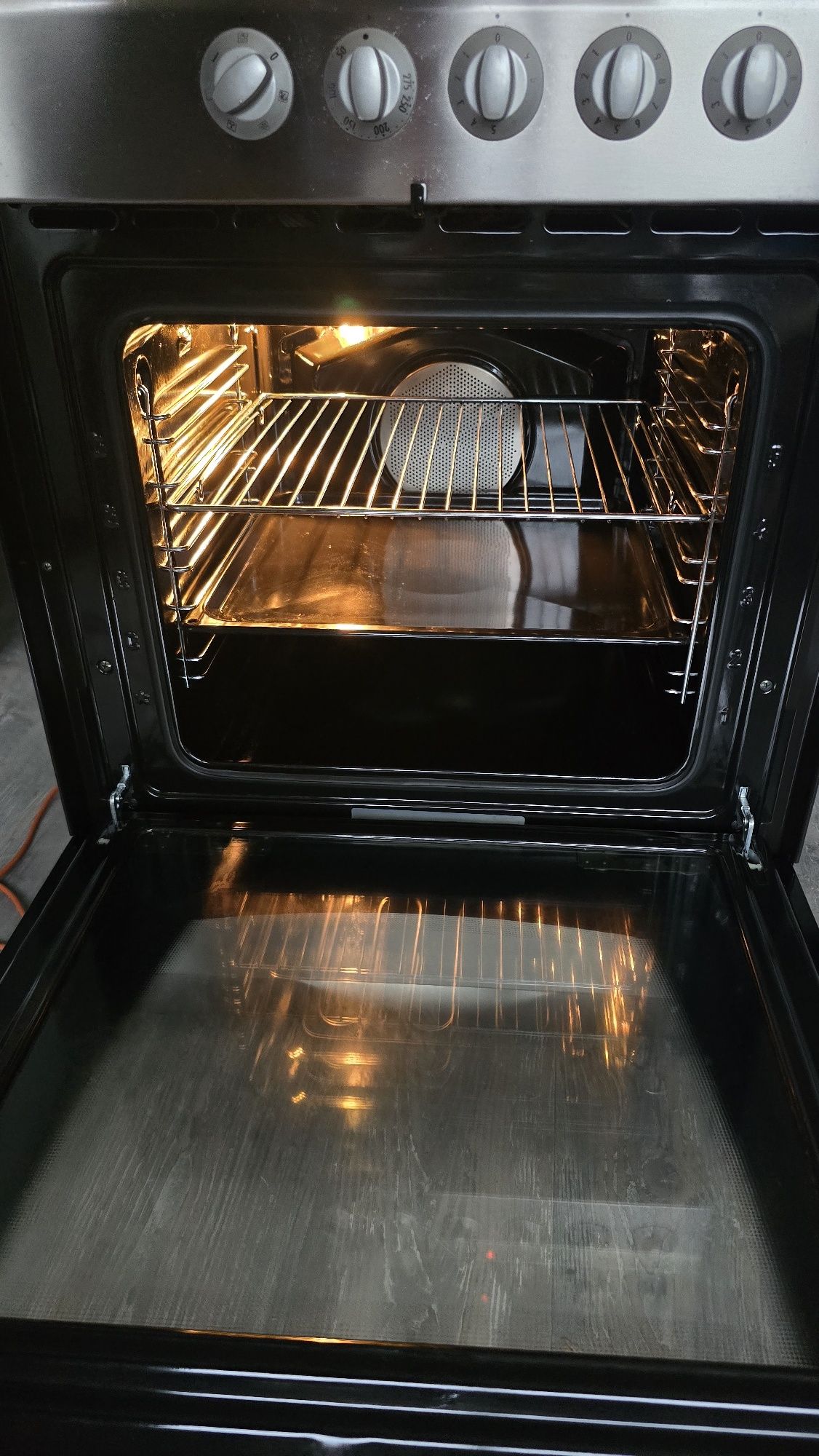 Печка Gorenje inox