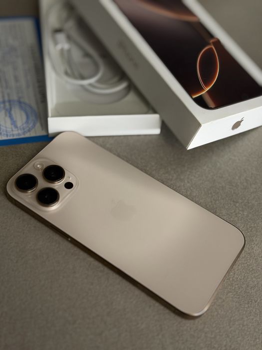 продам айфон 16 про макс, 256гб