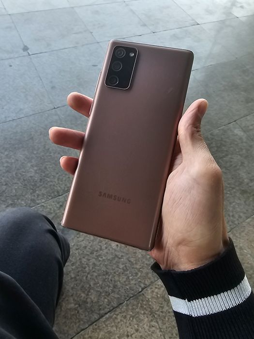 Samsung note 20 256GB aybi yo'q