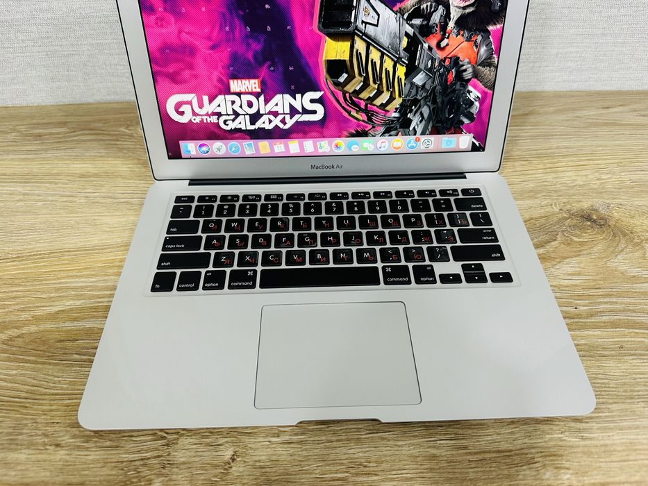 Недорого Macbook в идеальном состоянии