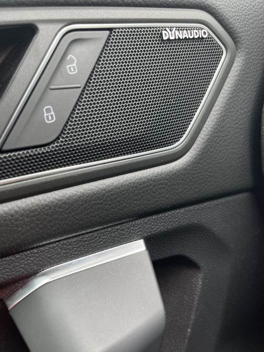 Volkswagen Tiguan R line 240 cp