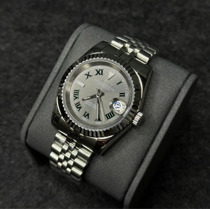 Ceasuri Personalizabile cu Mecanism Seiko
