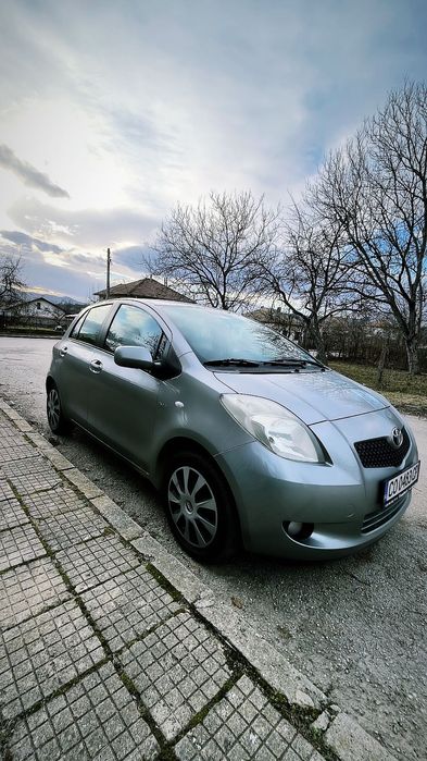 Toyota Yaris 2008 РЕГИСТРИРАНА