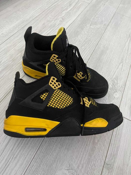 Маратонки Jordan 4 retro,