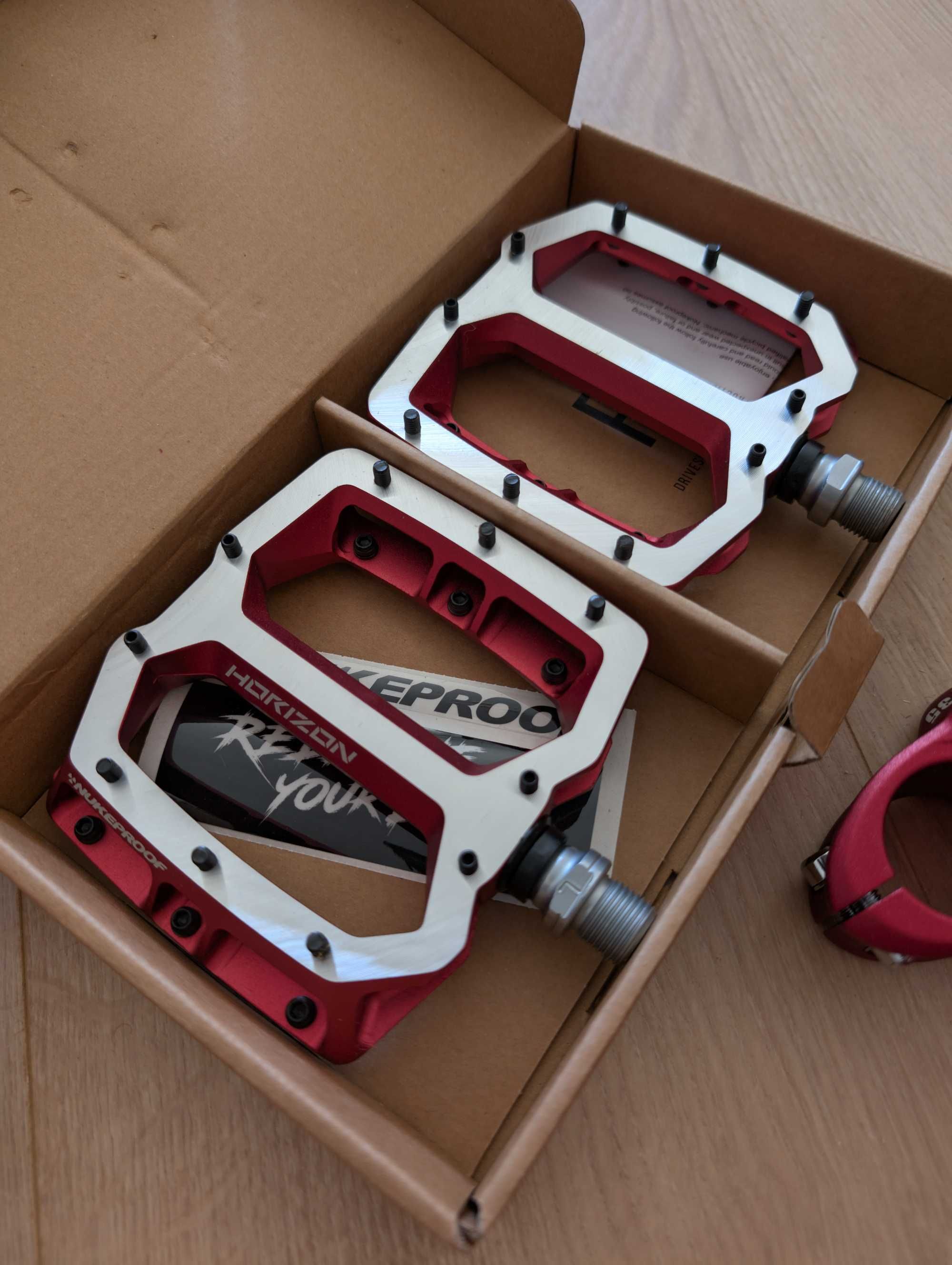 Set ghidon pipa si pedale bicicleta mtb Nukeproof Race Face Spank