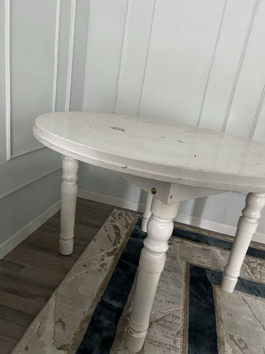 Продам стол круглый