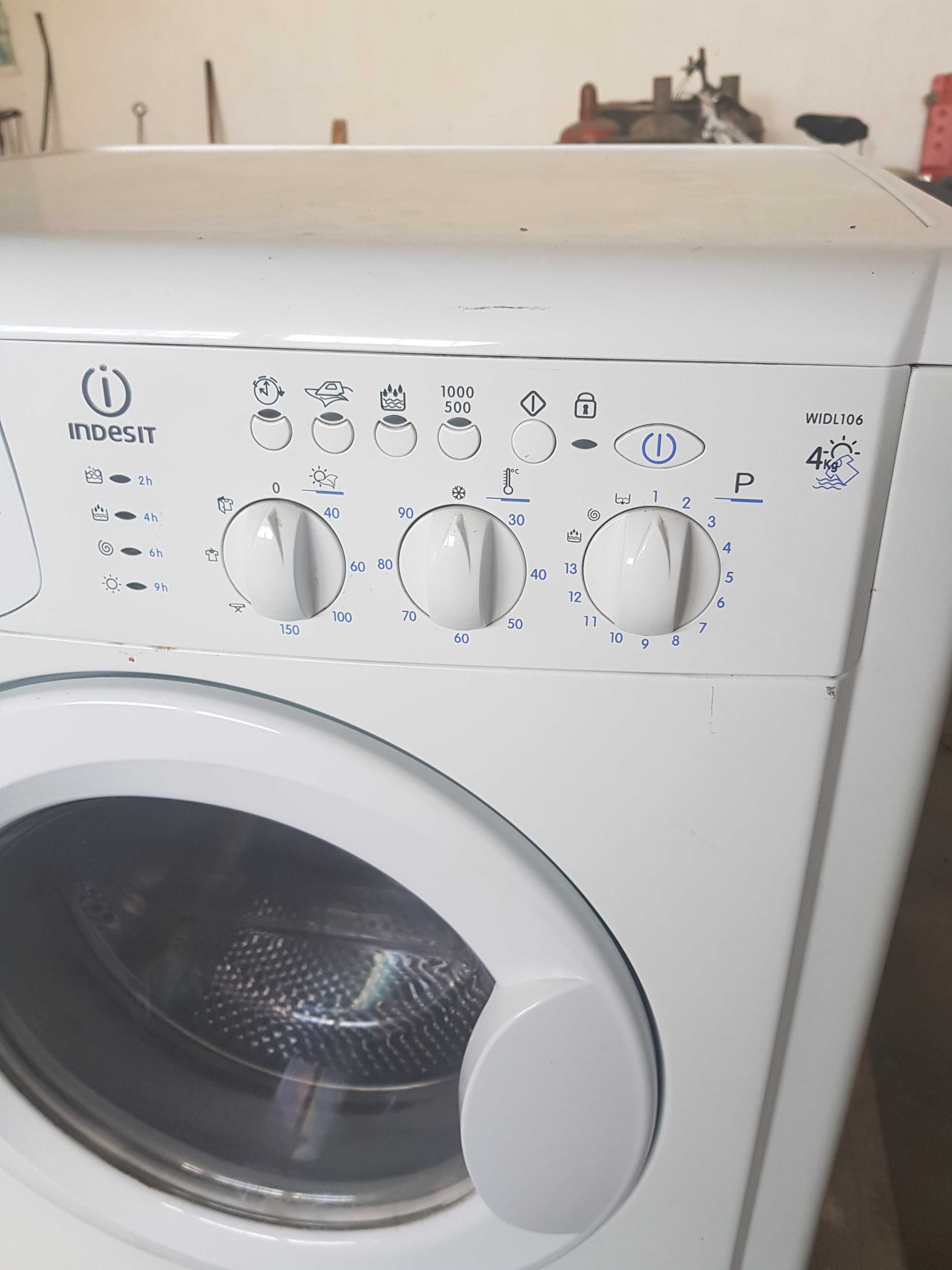Перарня със сушилня Indesit