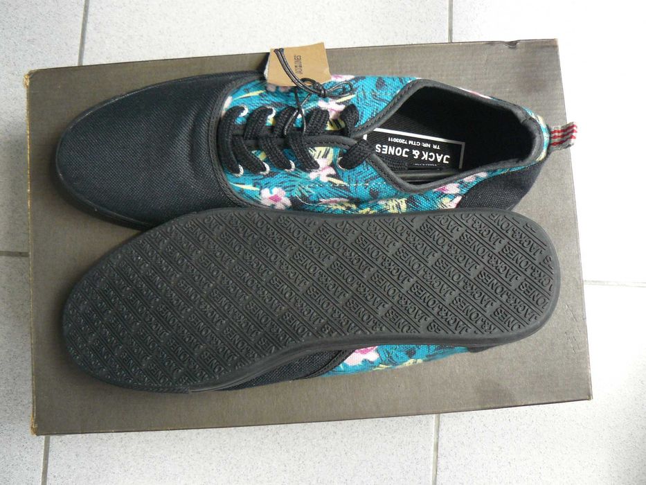 Tenisi Barbati JACK & JONES U.K. Noi In Cutie,Negru Cu Green Floral