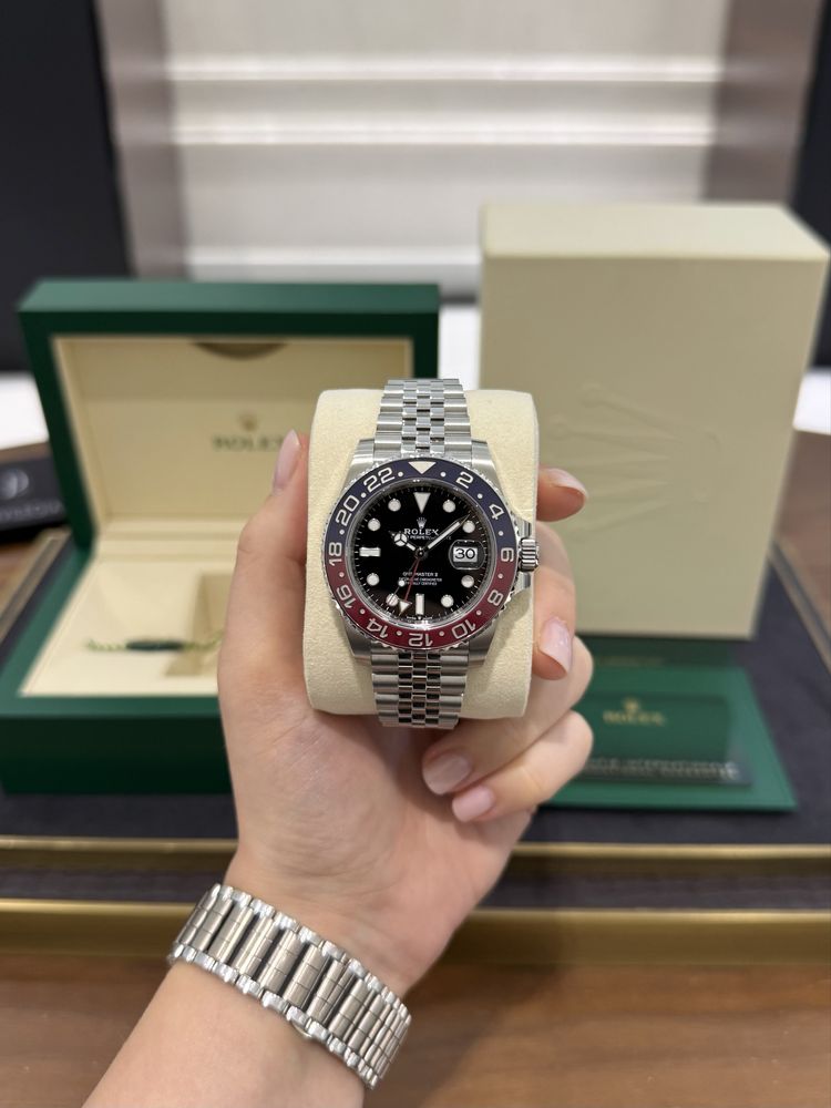 NEW Rolex GMT Master II 40mm Steel 126710BLRO