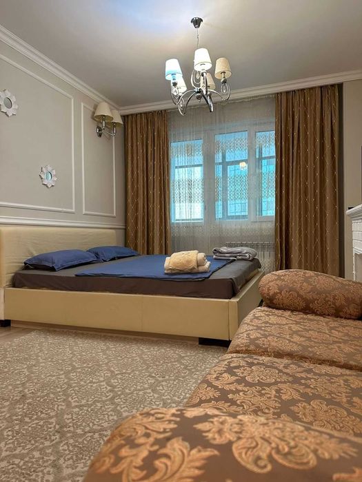 продается 1 комнатная квартира студия левый берег