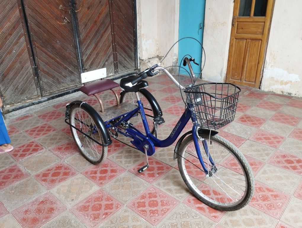 Velosiped 3 oyoqlik