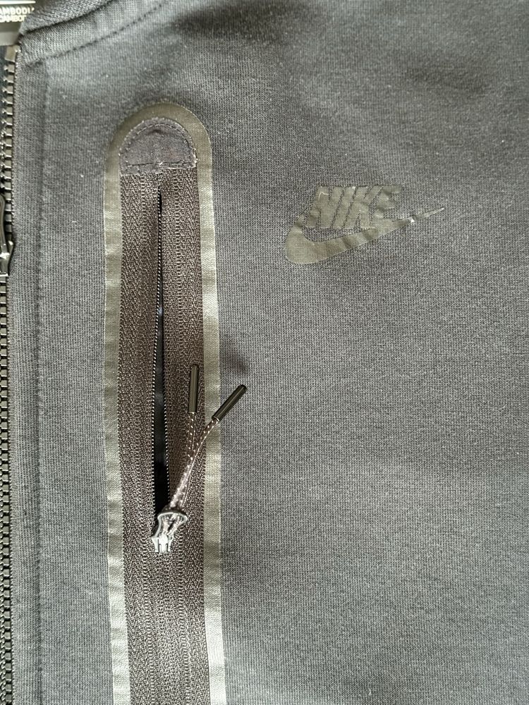 Nike tech fleece