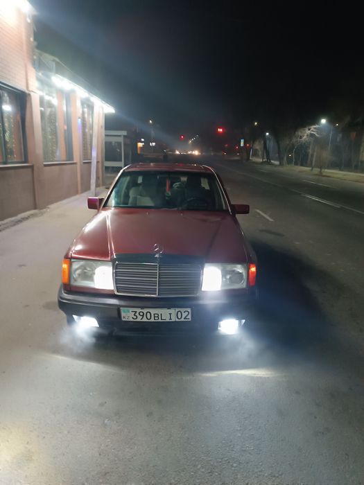 Продам Мерседес 124